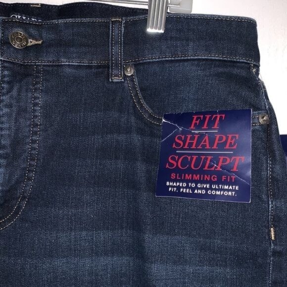 Chaps Fit Shape Sculpt Slimming Capri Jeans Size 16 Dark Wash Denim Comfortable - Picture 4 of 11